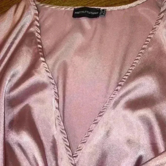 Satin Pleated Midi Dress Pretty Little Thing dusty rose size 10 exc con - Picture 7 of 10